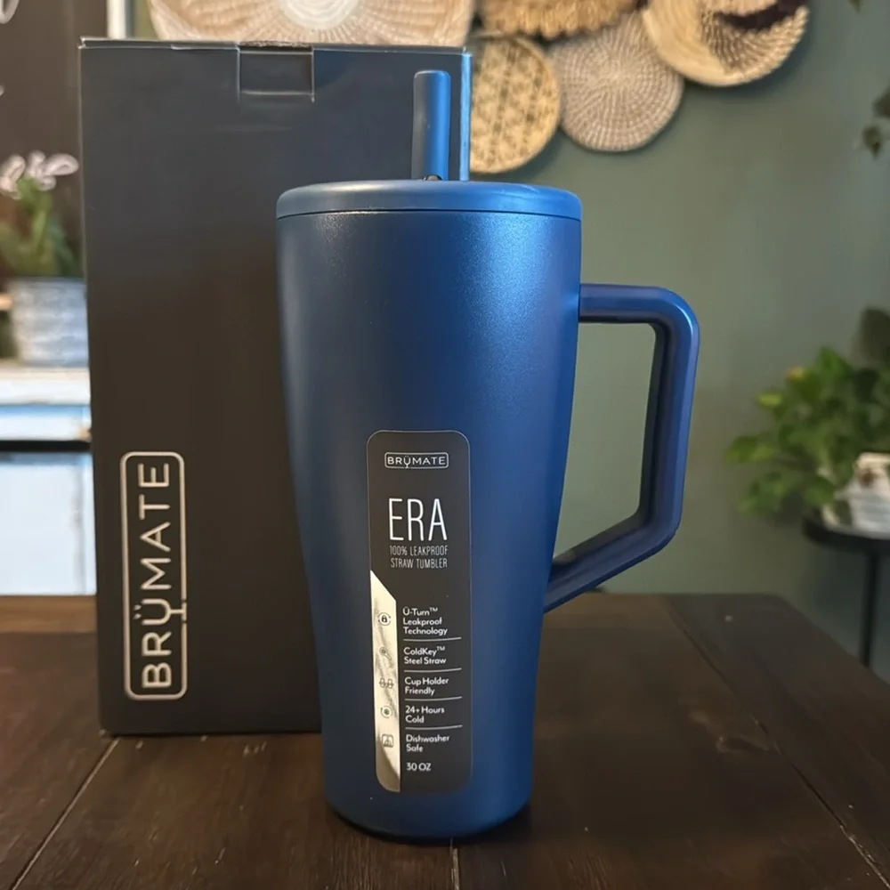 BRAND NEW LIMITED EDITION BruMate 30oz Era, MATTE, NAVY. New!!